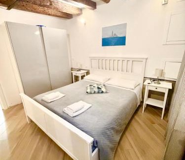 Castello Apartment | Canal view apartment