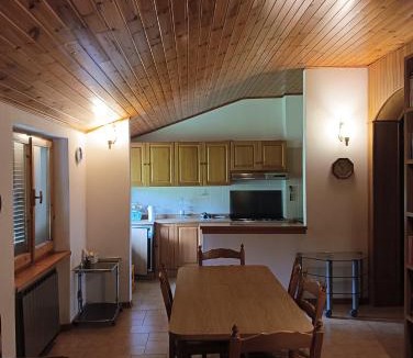 Sestino Apartment | Carpineti Republic