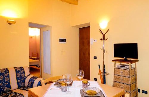 Cannobio Apartment | Casa Aurora