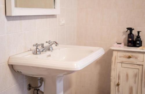 Mombaruzzo House | Casa Borgo Bosco by Italita
