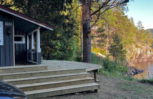 Seljord House | Charming waterside cottage by Lake in Seljord