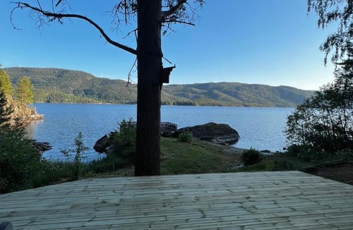 Seljord House | Charming waterside cottage by Lake in Seljord