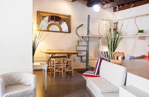Rome City Centre Apartment | Comfortable Pantheon Loft
