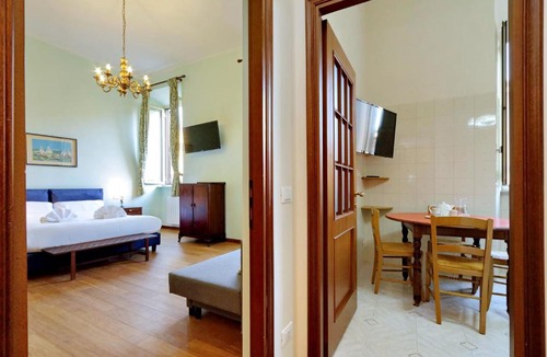 Esquilino Apartment | Conte Verde Apartment