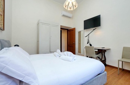 Esquilino Apartment | Conte Verde Apartment