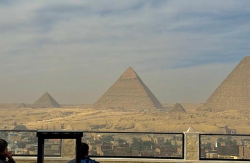 Qasr an-Nil Hotel | Continental Pyramids View & Roof Top