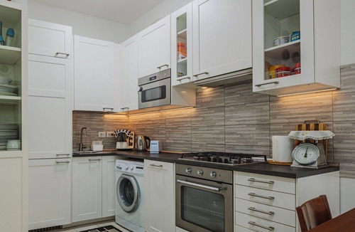 Viareggio Apartment | Cosy apartment for 5 guests with A/C, TV and terrace