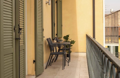 Citta Antica Apartment | Cozy flat with large balcony few steps from Arena