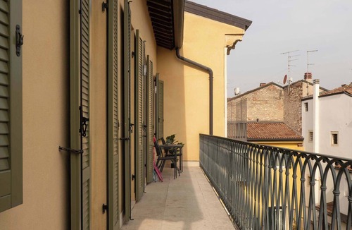 Citta Antica Apartment | Cozy flat with large balcony few steps from Arena