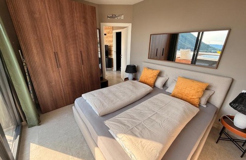Toscolano Maderno Apartment | Deluxe Sky Spa Penthouse & Resort