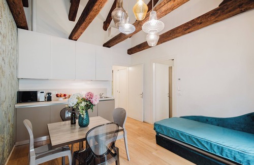 San Polo Hotel | DIMORA CAPULETI