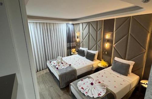 Sirkeci Hotel | Elysia Plus Hotel