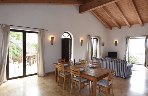 Gardola Apartment | Exclusive apartment with stunning lake view and sun terrace