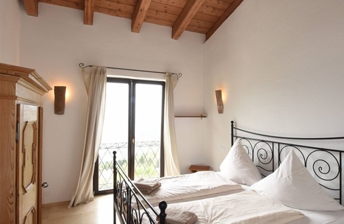 Gardola Apartment | Exclusive apartment with stunning lake view and sun terrace
