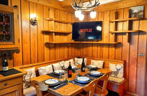 Cortina d'Ampezzo Apartment | Exclusive Central Chalet, 5 min Sky Slopes, Garage