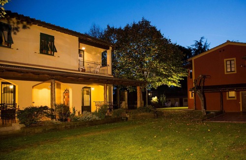 Lari Apartment | Flat in Lari, A/C, terrace, pool, restaurant, Wi-Fi, close to the village, Me