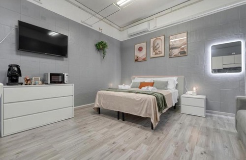 Ferrara Apartment | Flow Urban Living by DiffeRent