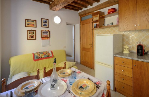 Monterotondo Marittimo Apartment | Gorgeous apartment in Monterotondo Marittimo