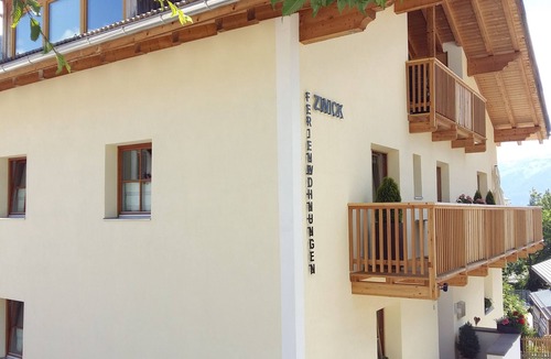 Burgusio Apartment | Holiday Apartment "Zwick Spinei" with Mountain View, Balcony & Shared Garden
