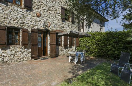 Santa Maria del Giudice House | Holiday Home Girasole by Interhome