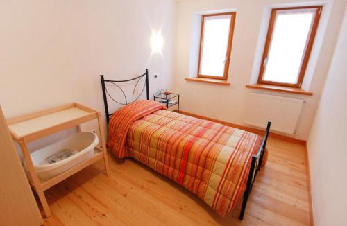 Barcis House | Holiday Home Albergo Diffuso - Cjasa Marisa by Interhome