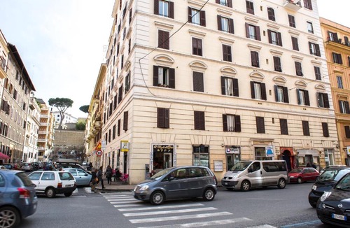 Vatican Apartment | Home Candia