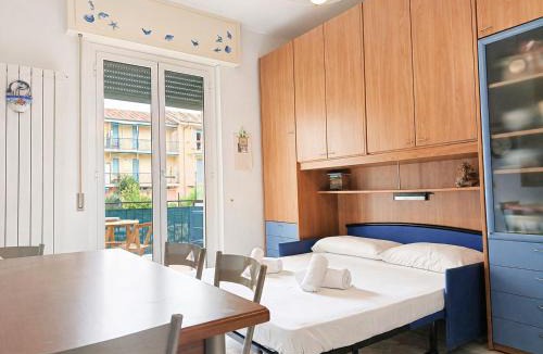 Ceriale Apartment | Hostdomus - Poolside Studio with pool