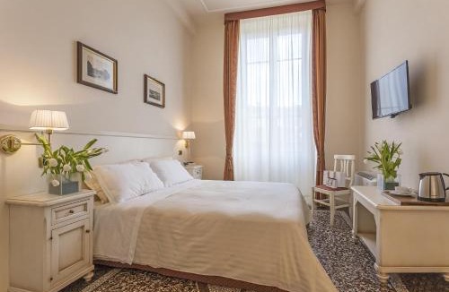 Santissima Annunziata Hotel | Hotel Astro Mediceo