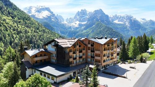 Madonna di Campiglio Hotel | Hotel Lorenzetti