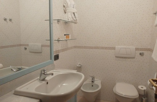 Moltrasio Hotel | Hotel Posta