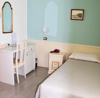 Santa Maria - Rezzonico Hotel | Hotel Sole