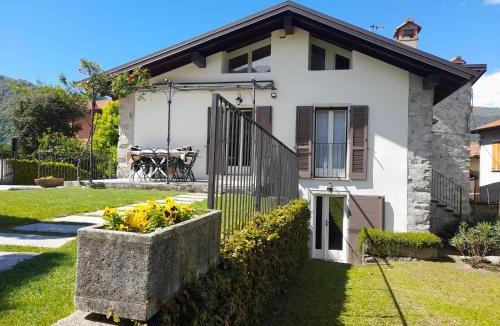 Abbadia Lariana Apartment | Il Torchio - lake & mountain