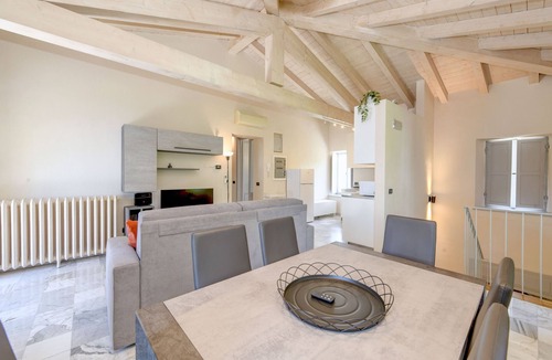 Barbarano Apartment | La Darsena by Garda FeWo directly on the lake