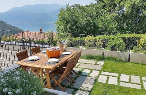 Perledo Apartment | La Grande Bellezza