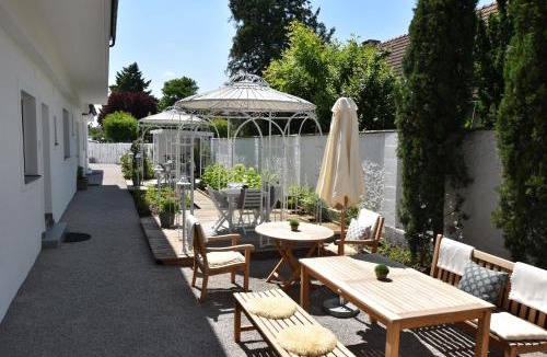 Rust Bed & Breakfast | Landhaus Rust