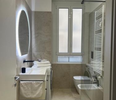 Navigli Apartment | LEONE 44 FD Metro Tolstoi