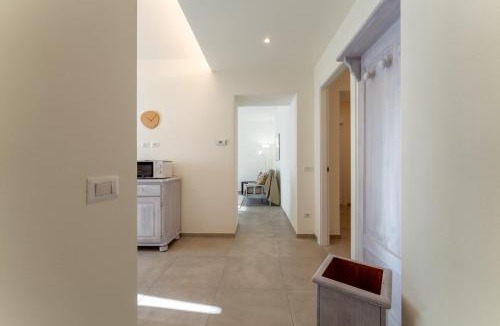 Osigo Apartment | Lightful Apartment in Valbrona by Wonderful Italy