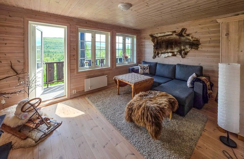 Kroderen House | Lovely home in Eggedal with sauna