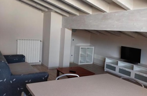 Rovetta Apartment | Mansarda Ciclamino