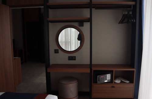 Serifali Mahallesi Bed & Breakfast | Modern, comfortable suite rooms ın Istanbul