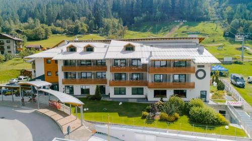 Commezzadura Hotel | Monroc Hotel