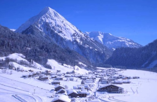 Schoppernau Apartment | Moosbrugger Birgit - House Werner - Apartment 2 Üntsche (4-5 persons) 1