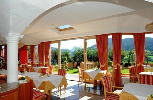 Albions Apartment | Nice apartment for 2 people with WIFI, pool, TV, balcony and pets allowed