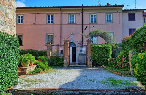 Massarosa Apartment | Nice apartment for 4 guests with WIFI, pool and TV, close to Viareggio