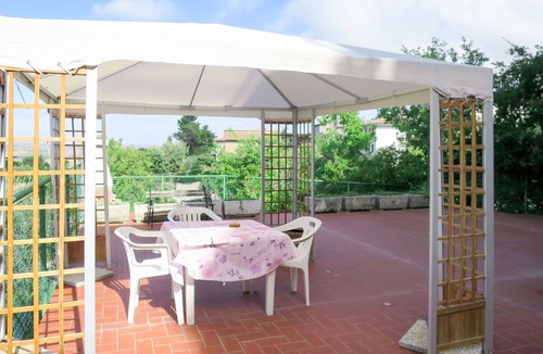 Paciano Apartment | Nice apartment for 7 people with WIFI, pool, TV, patio and pets allowed