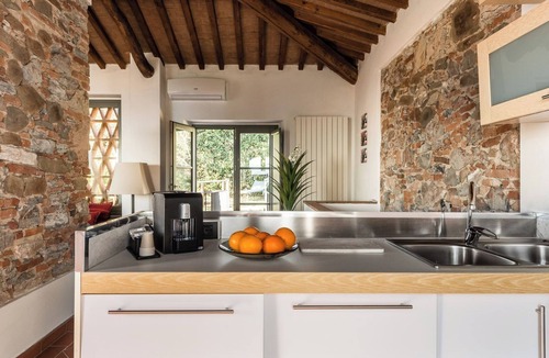Matraia Apartment | Panoramic Appatamento Borgo di Matraia