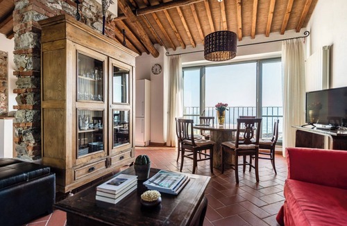 Matraia Apartment | Panoramic Appatamento Borgo di Matraia