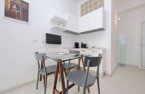 Vatican Apartment | Prati Elegance Charming apartment with 2 bathrooms