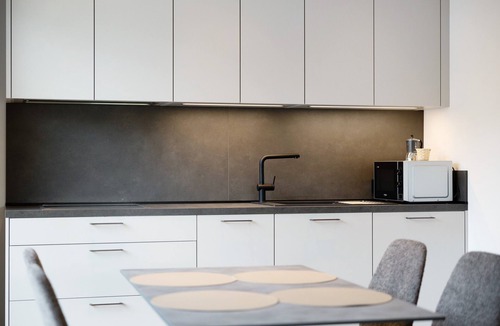 Villabassa Apartment | Premium Apartment Hofer Heidi – Fast Internet, Free Parking