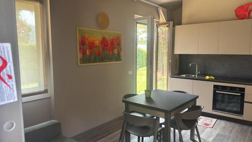 Sarnico Apartment | Primo apartment Sarnico view Lake Iseo & pool